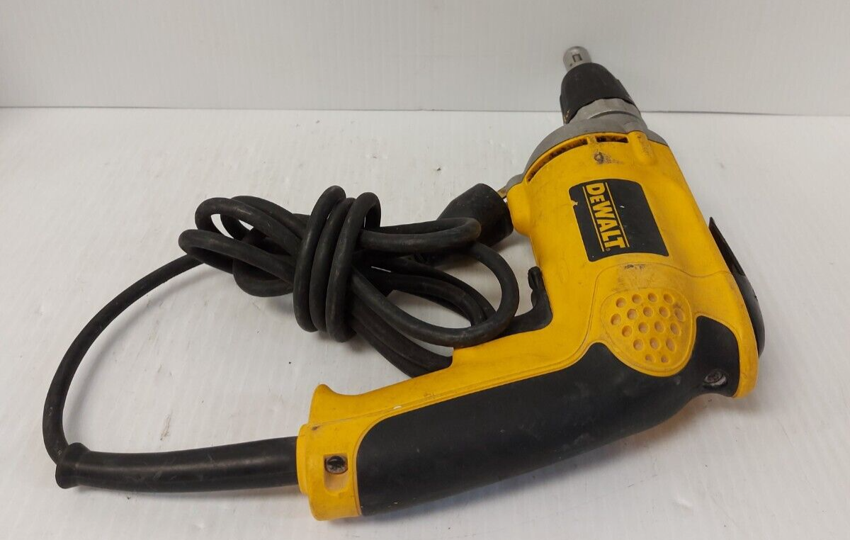 (NI-2695) DeWalt DW272 Drywall Drill