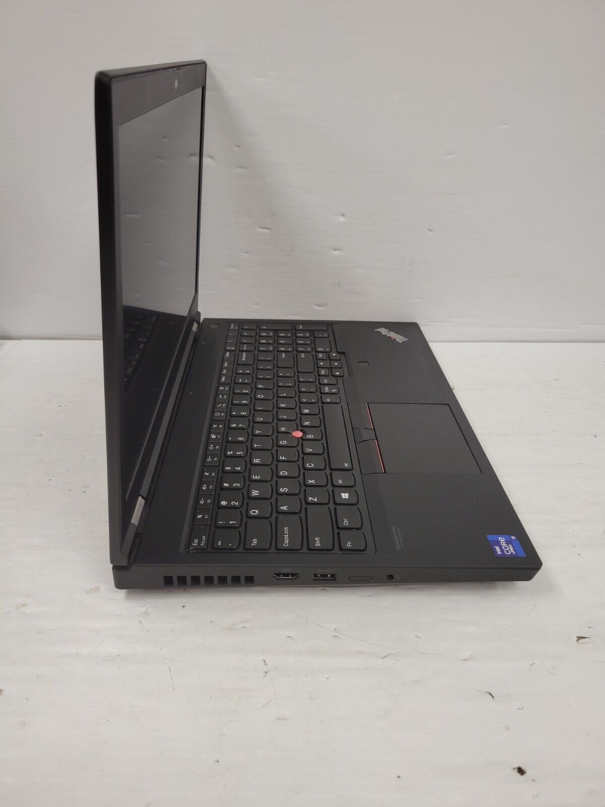 (58214-1) Lenovo 20YQ-003NOS Laptop