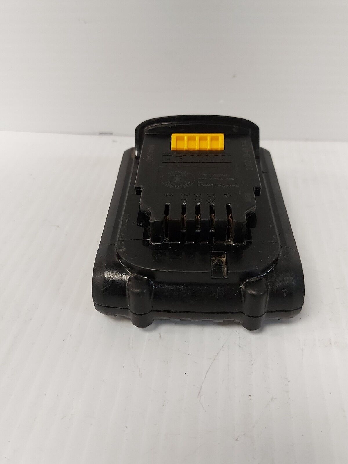 (NI-22069) Dewalt DCB201 1.5Ah Battery