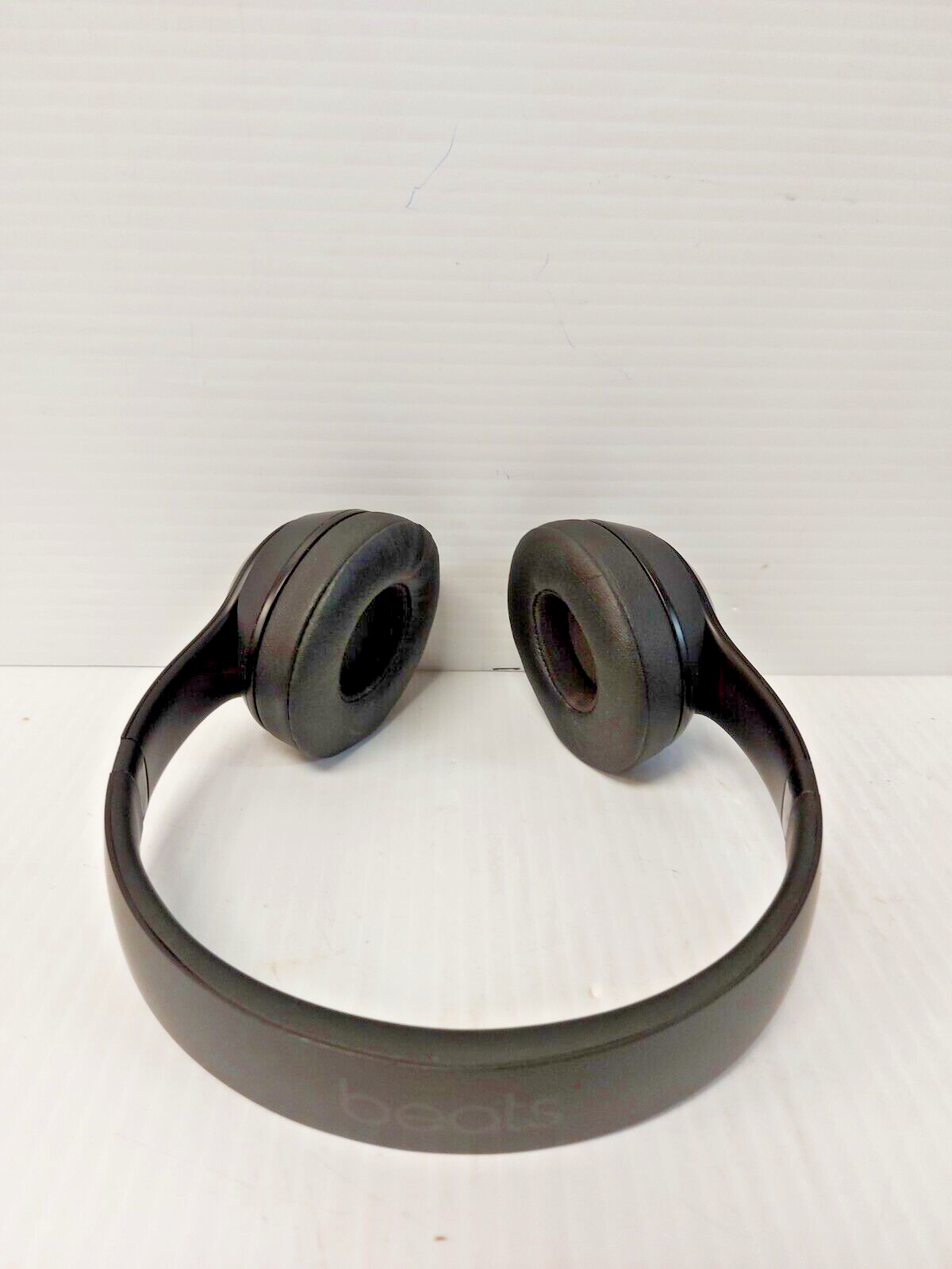 (N85775-1) Beats A1796 Headphones