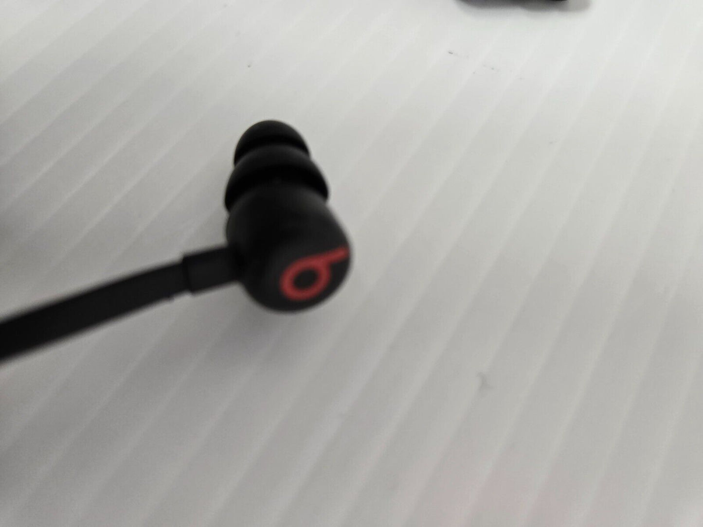 (N86102-1) Beats 172295 Earbuds