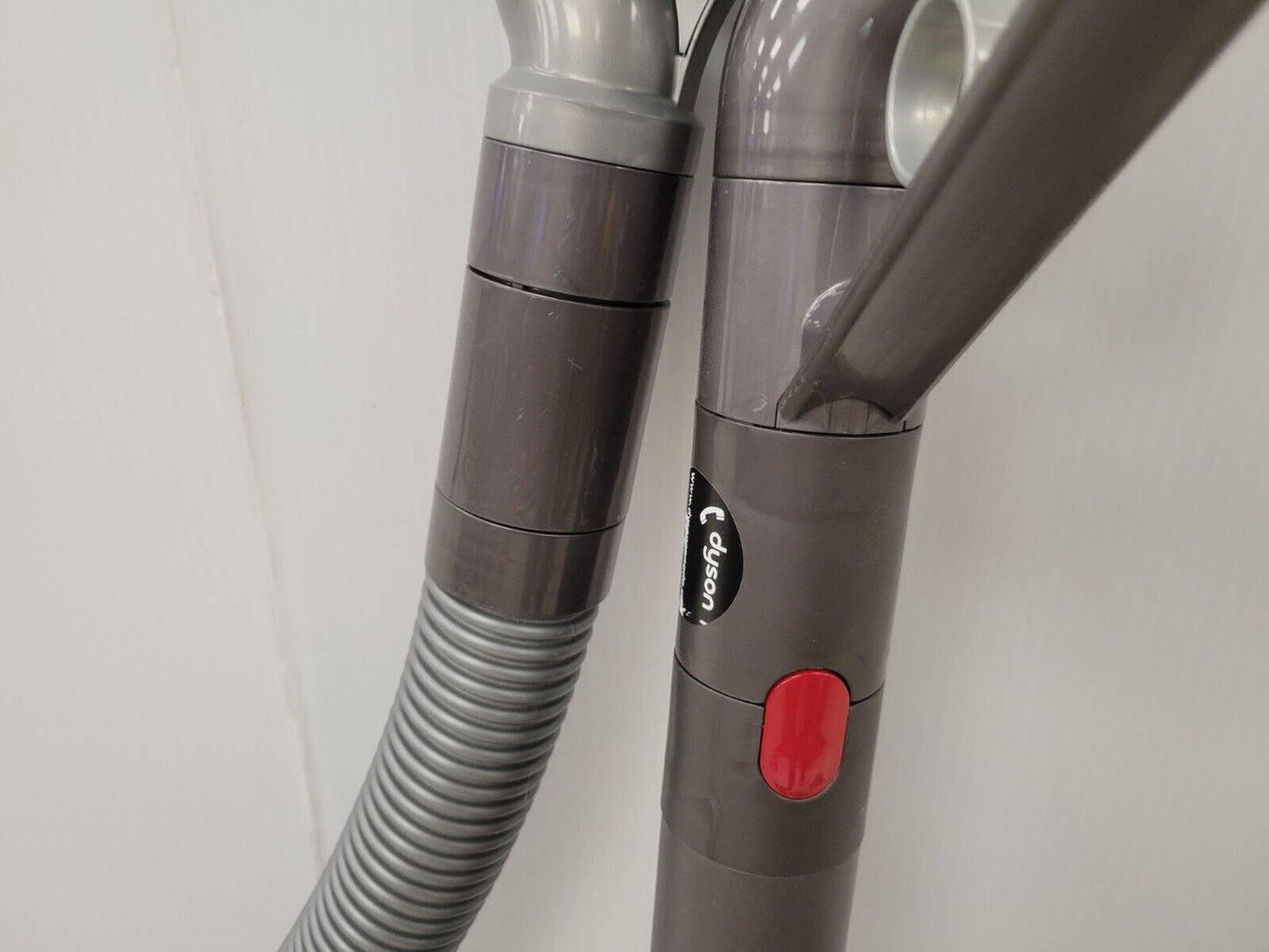 (68063-1) Dyson CY22 Vacuum