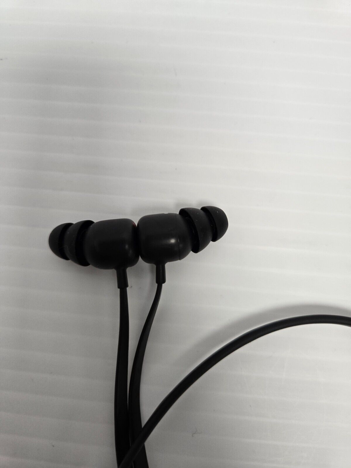 (N86102-1) Beats 172295 Earbuds