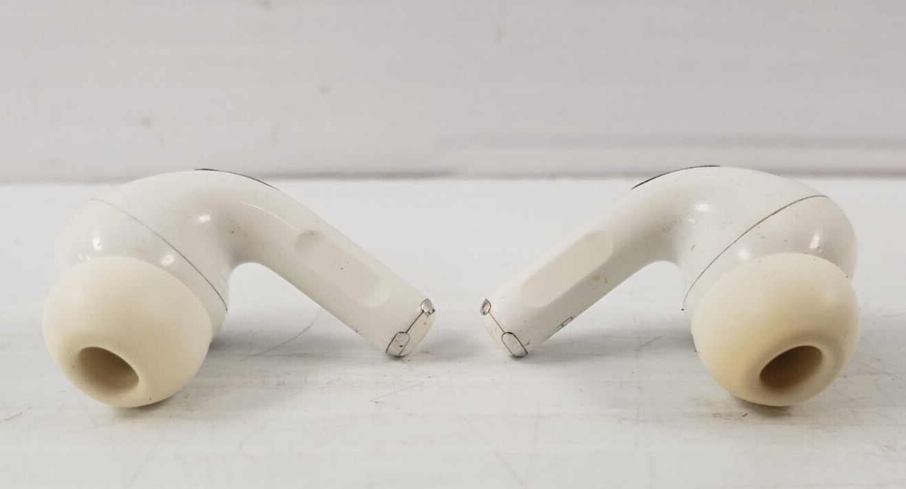 (59839-2) Apple A2190 Airpods