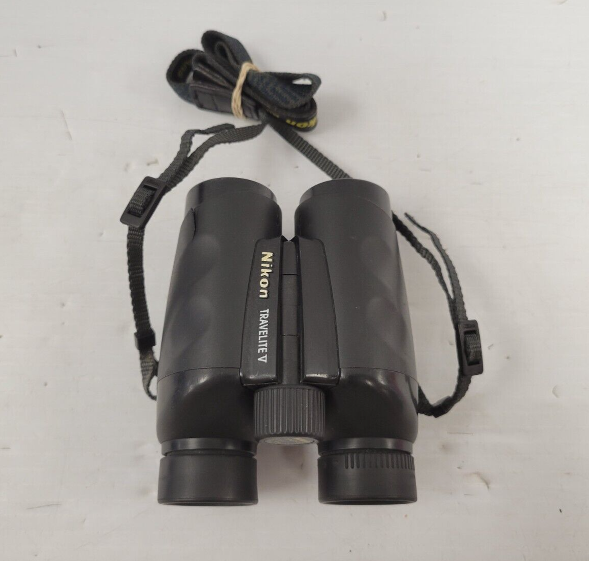 (64087-1) Nikon Travelite TV 10x25 Binoculars