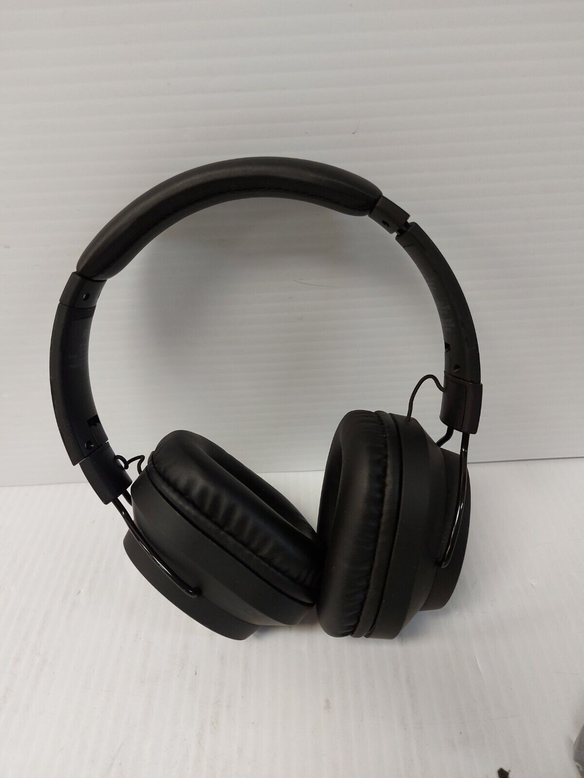 (N86252-2) Head Rush 5021 Headphone