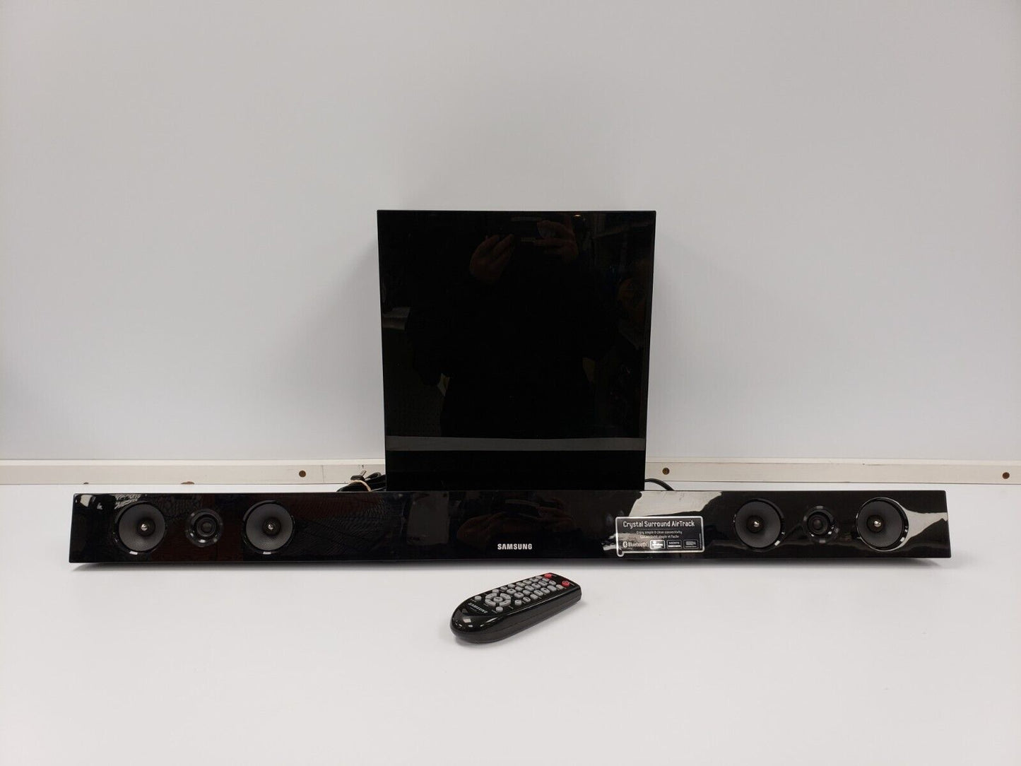 (67948-1) Samsung PS-WE450 Subwoofer Soundbar Combo