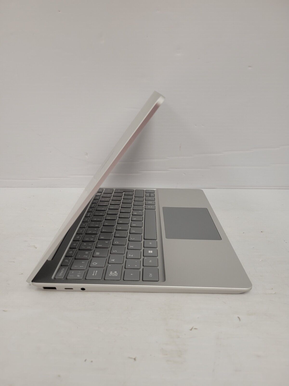 (60283-1) Microsoft Surface Go 3 (2013)