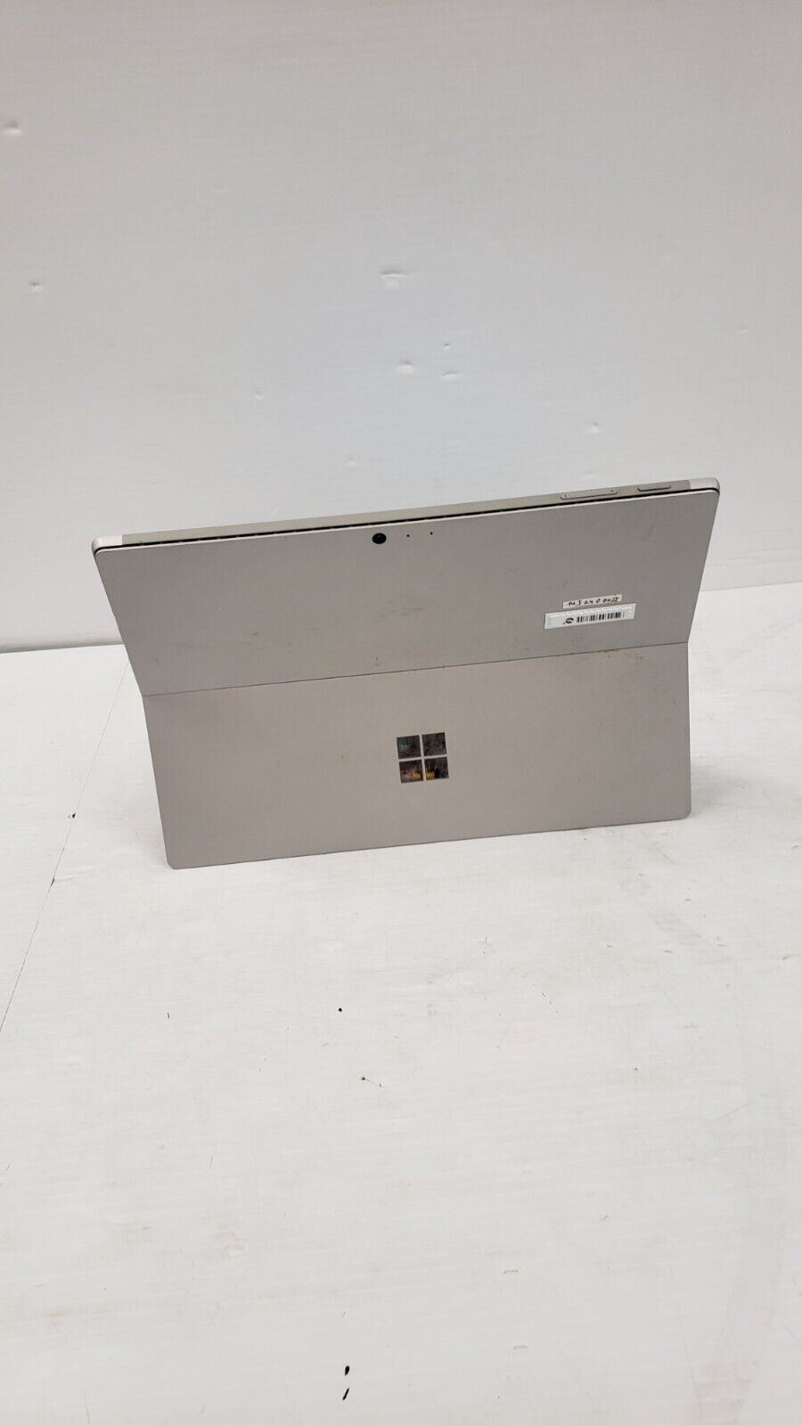 (54077-1) Ordinateur portable Microsoft Surface 1796