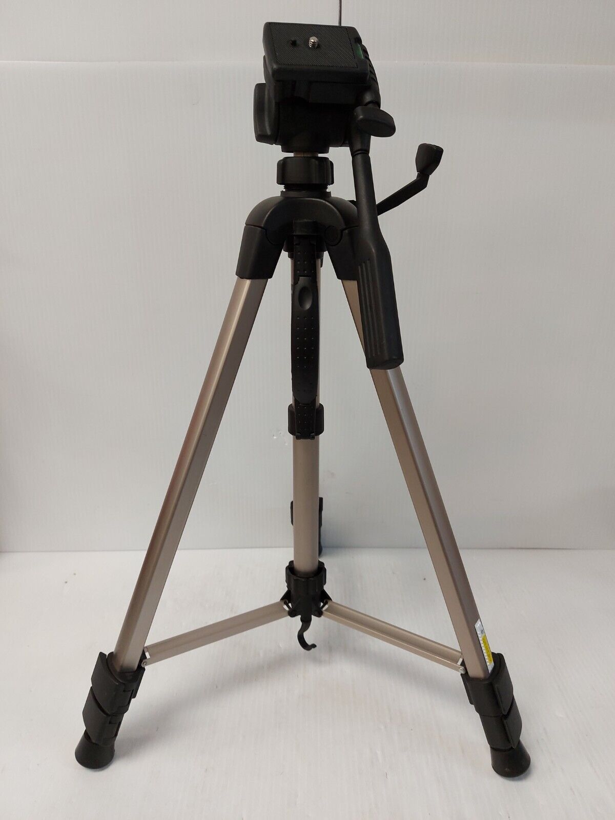 (NI-21861) Takara TV-7000LXS Tripod