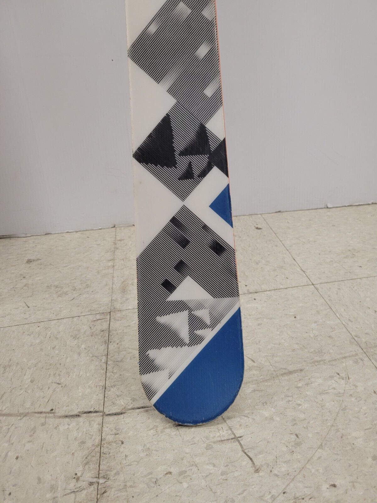 (56028-2) Volki Gotama JR Skis-158Cm