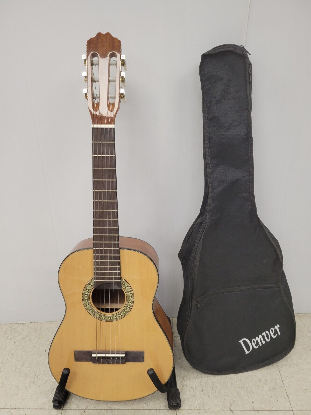 (67889-1) Denver DC12N-Nat Acoustic Guitar