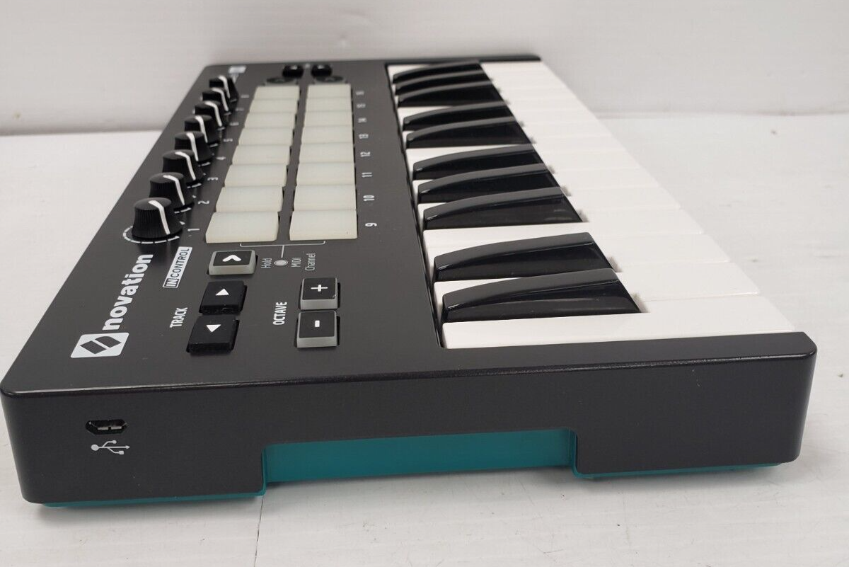 (I-34622) Novation Launchkey Mini Mk2 Midi Controller