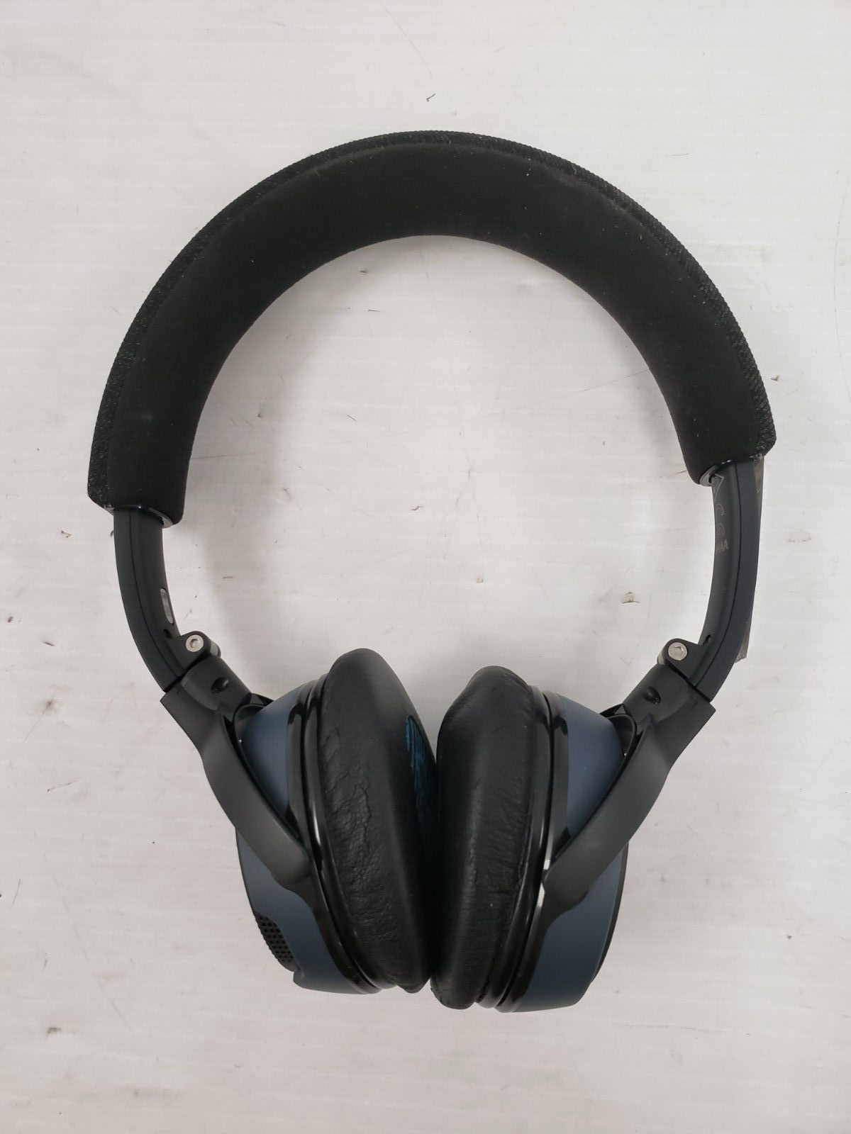 (57005-1) Bose Quiet Comfort Headphones