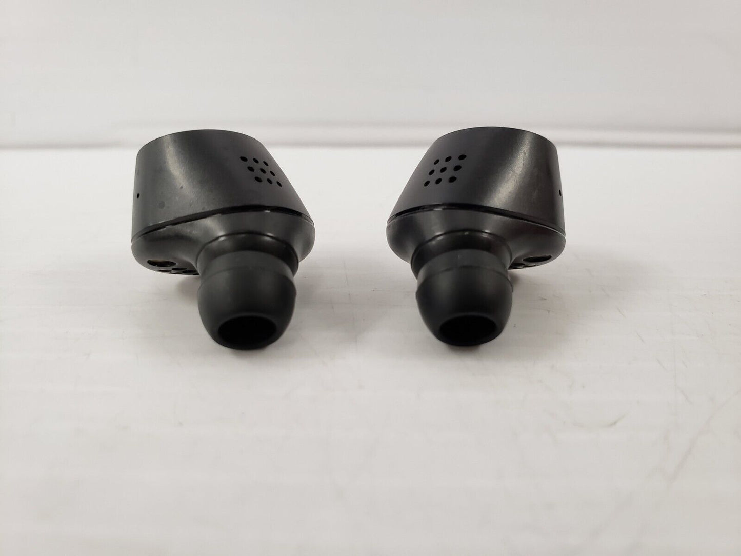 (59039-1) Sennheiser M31LTW2-C Earbuds