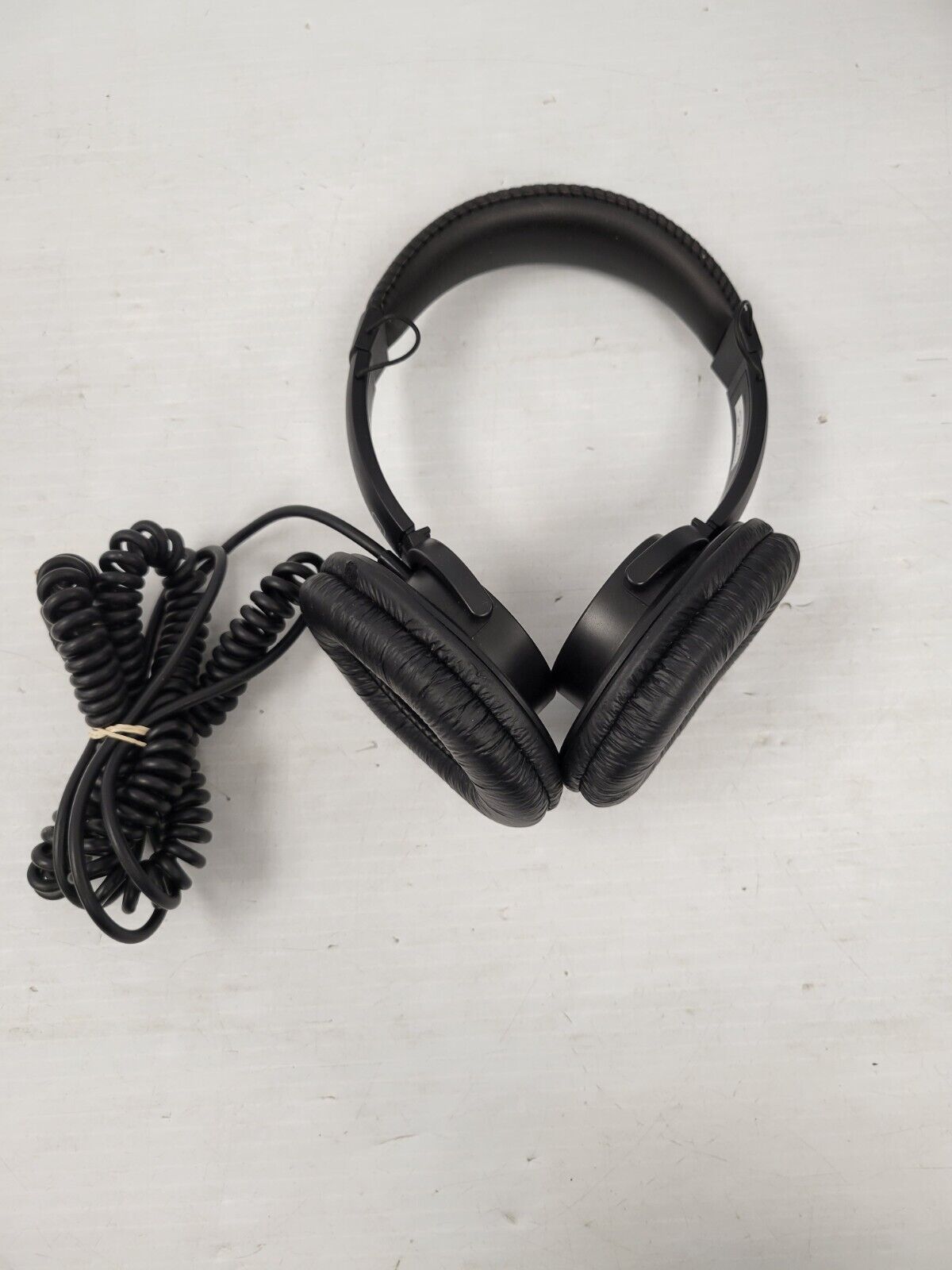 (57709-2) Apex HP70 Headphone