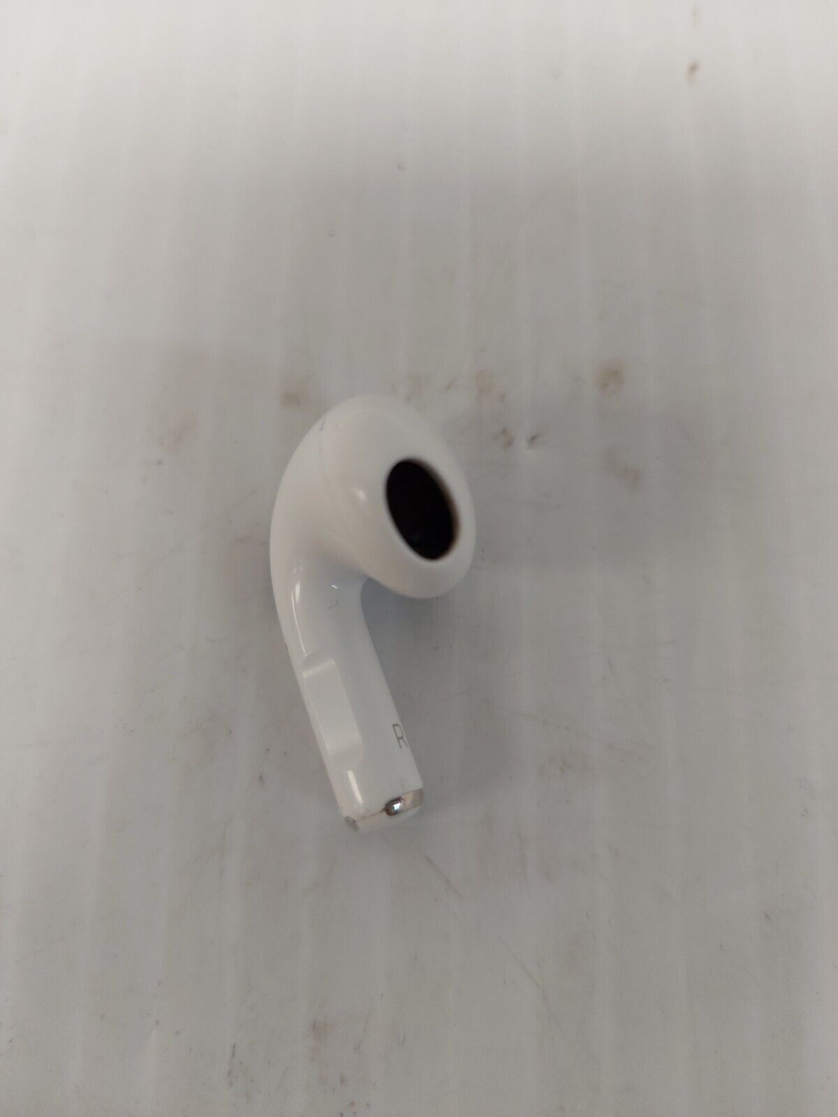 (N85185-2) Apple A2566 Airpods