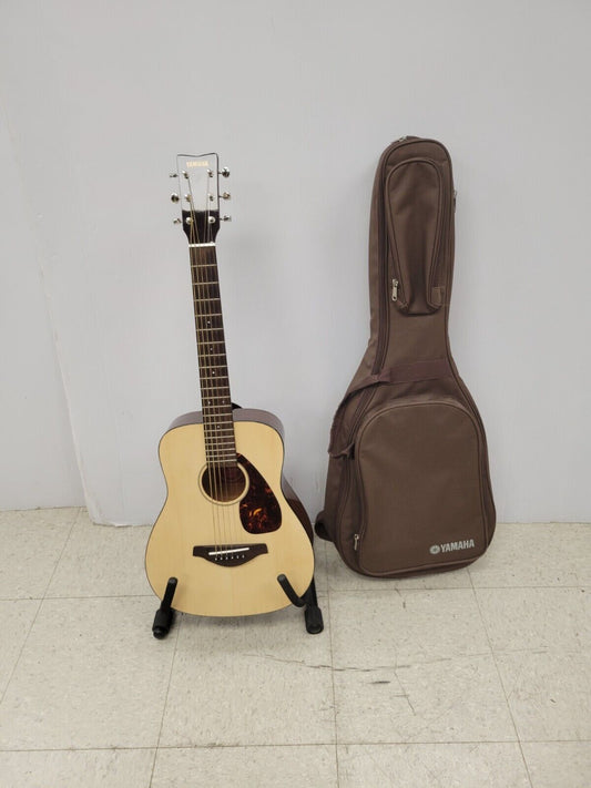 (64546-1) Yamaha FG-Junior JR25 Guitar