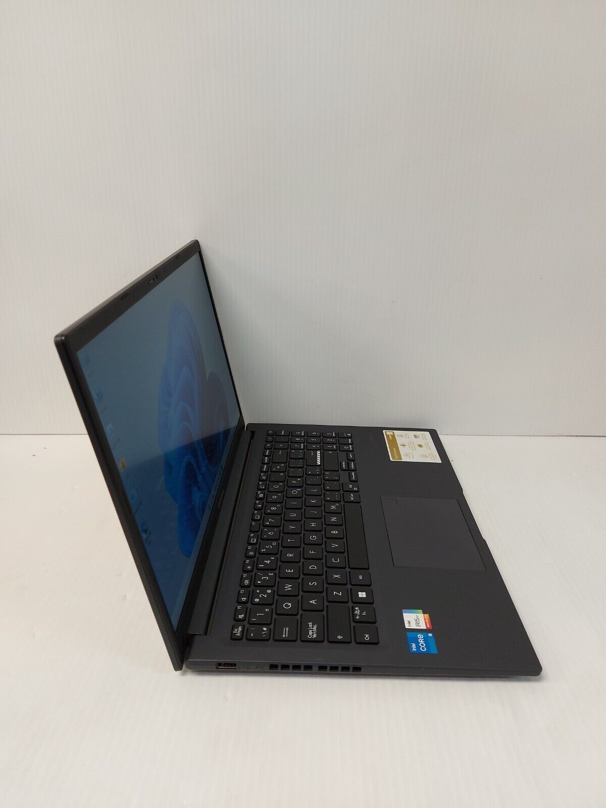 (N80577-1) Asus X1502Z Laptop