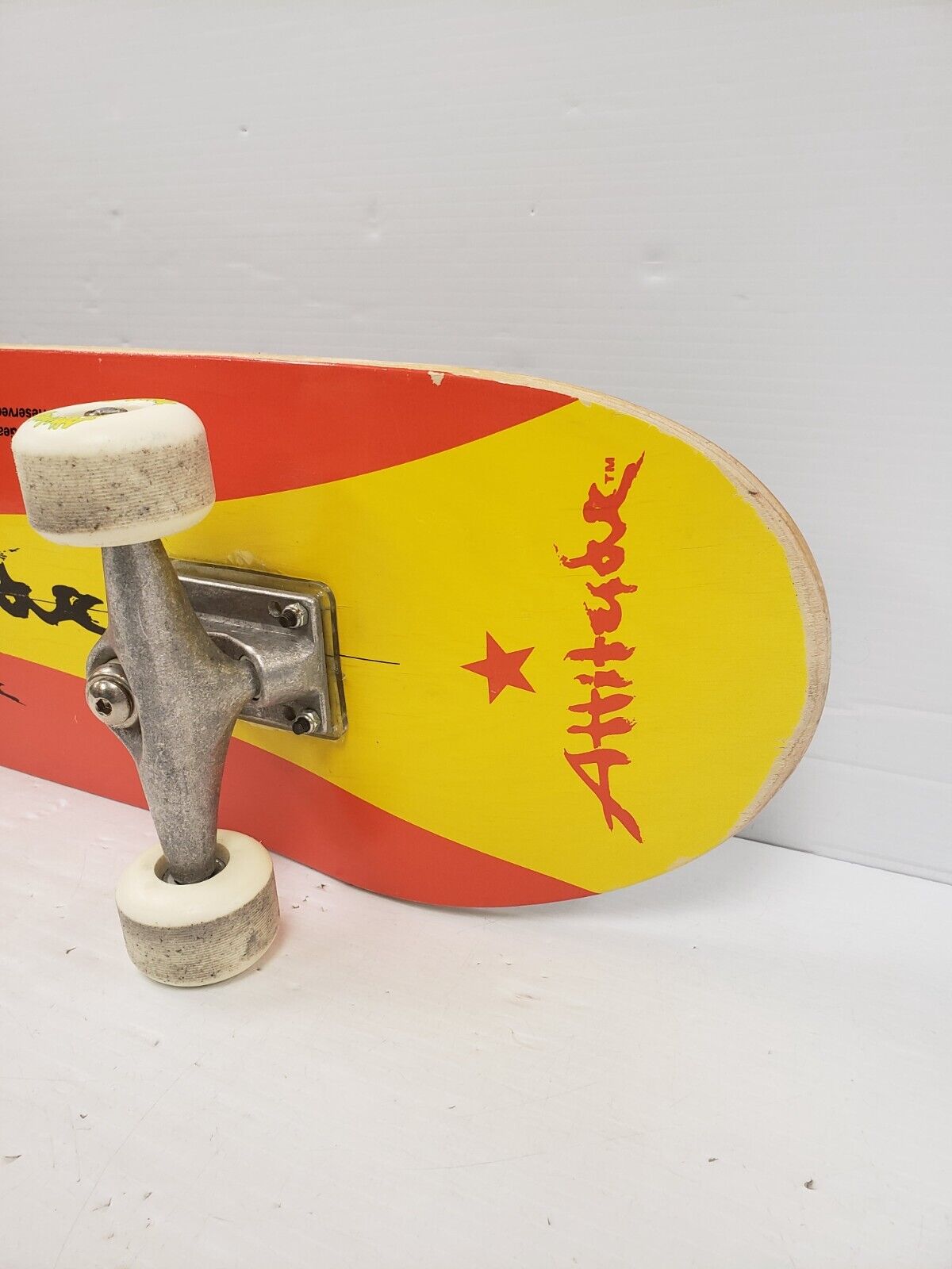 (I-35856) Attitude Skateboard