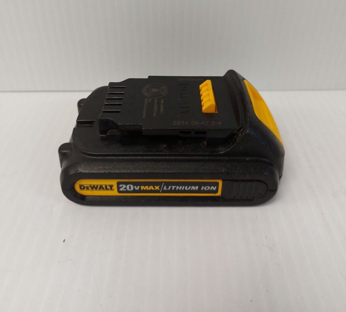 (NI-21023) DeWalt DCB207 Battery