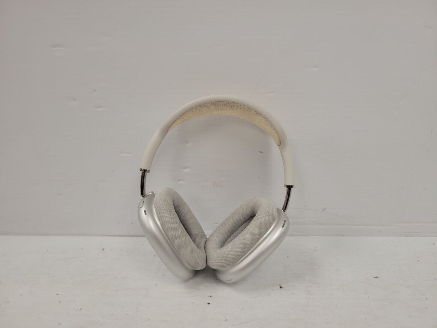 (68271-1) Apple A2095 Headphones