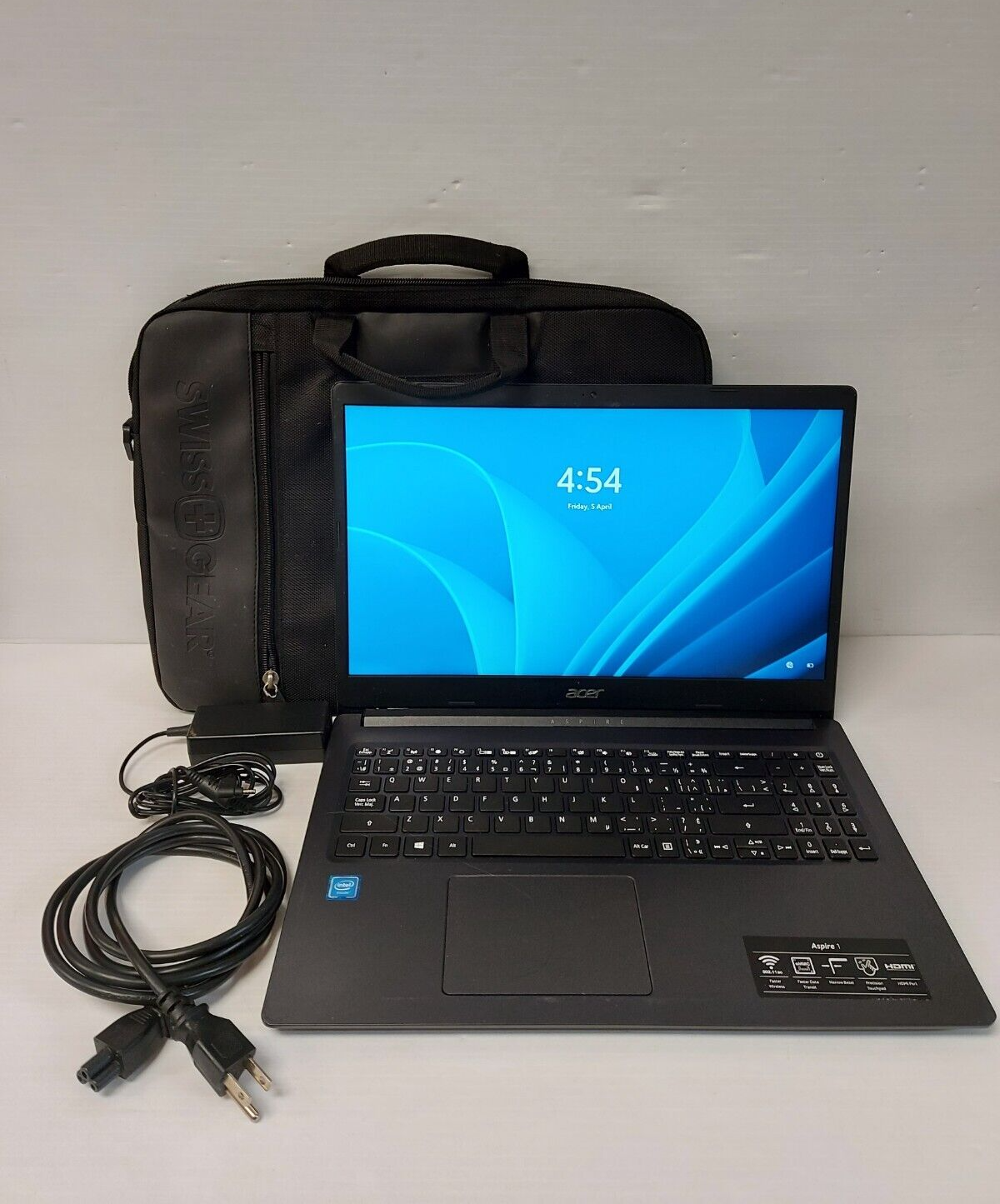 (N80945-1) Ordinateur portable Acer N19H1 avec chargeur et sac