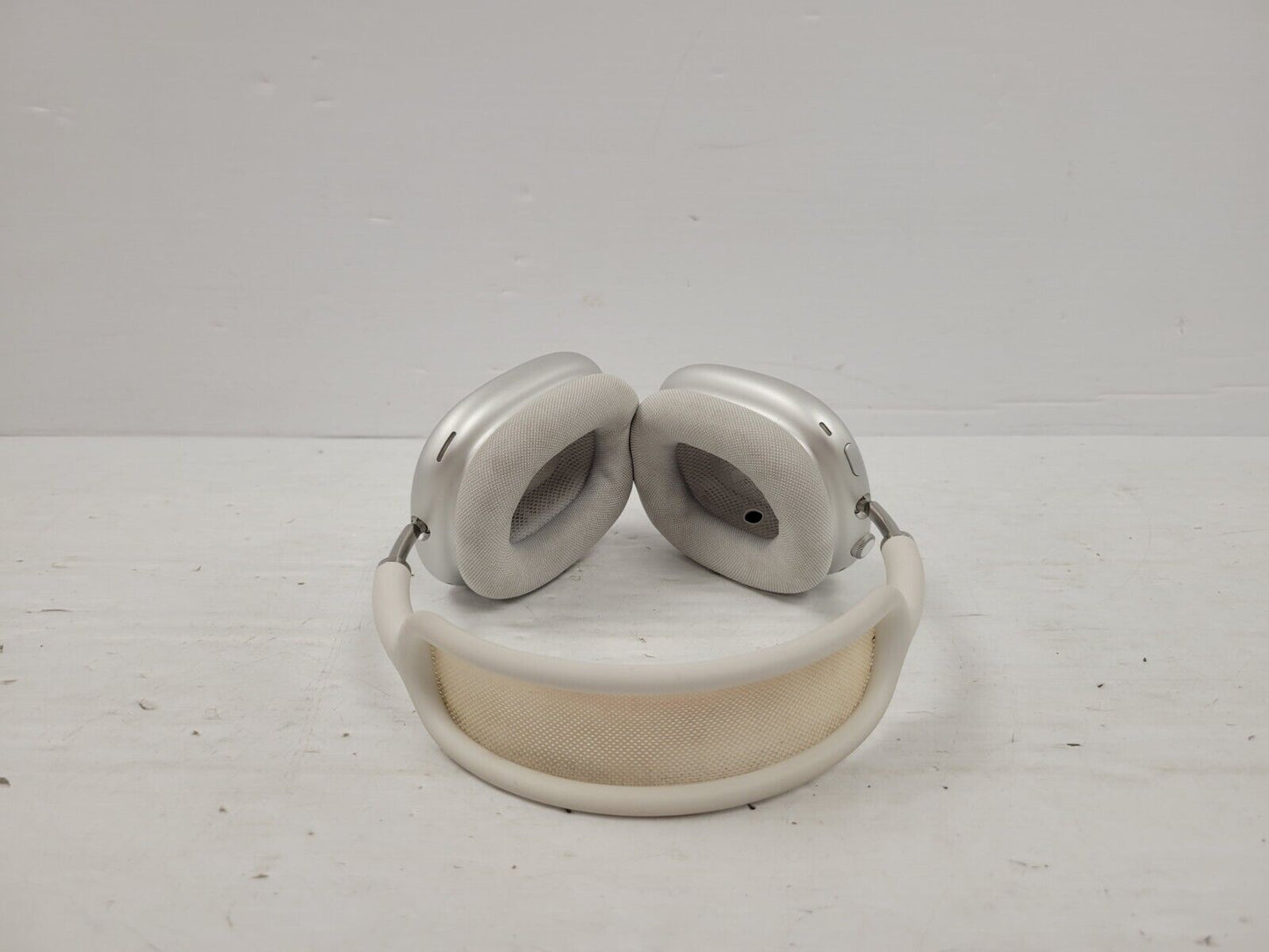 (68271-1) Apple A2095 Headphones