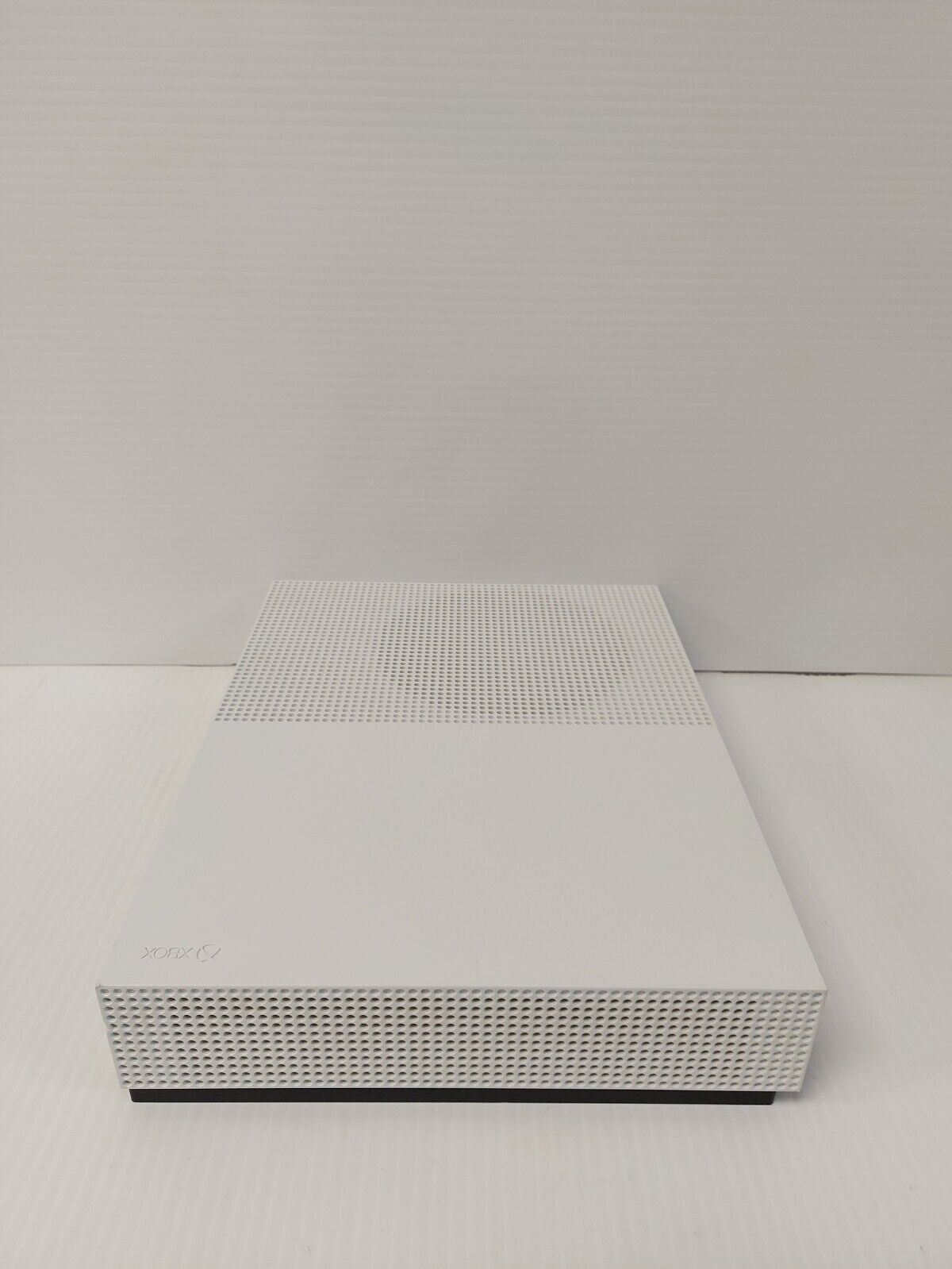 (N85220-1) Microsoft 1681 Xbox One S 1T