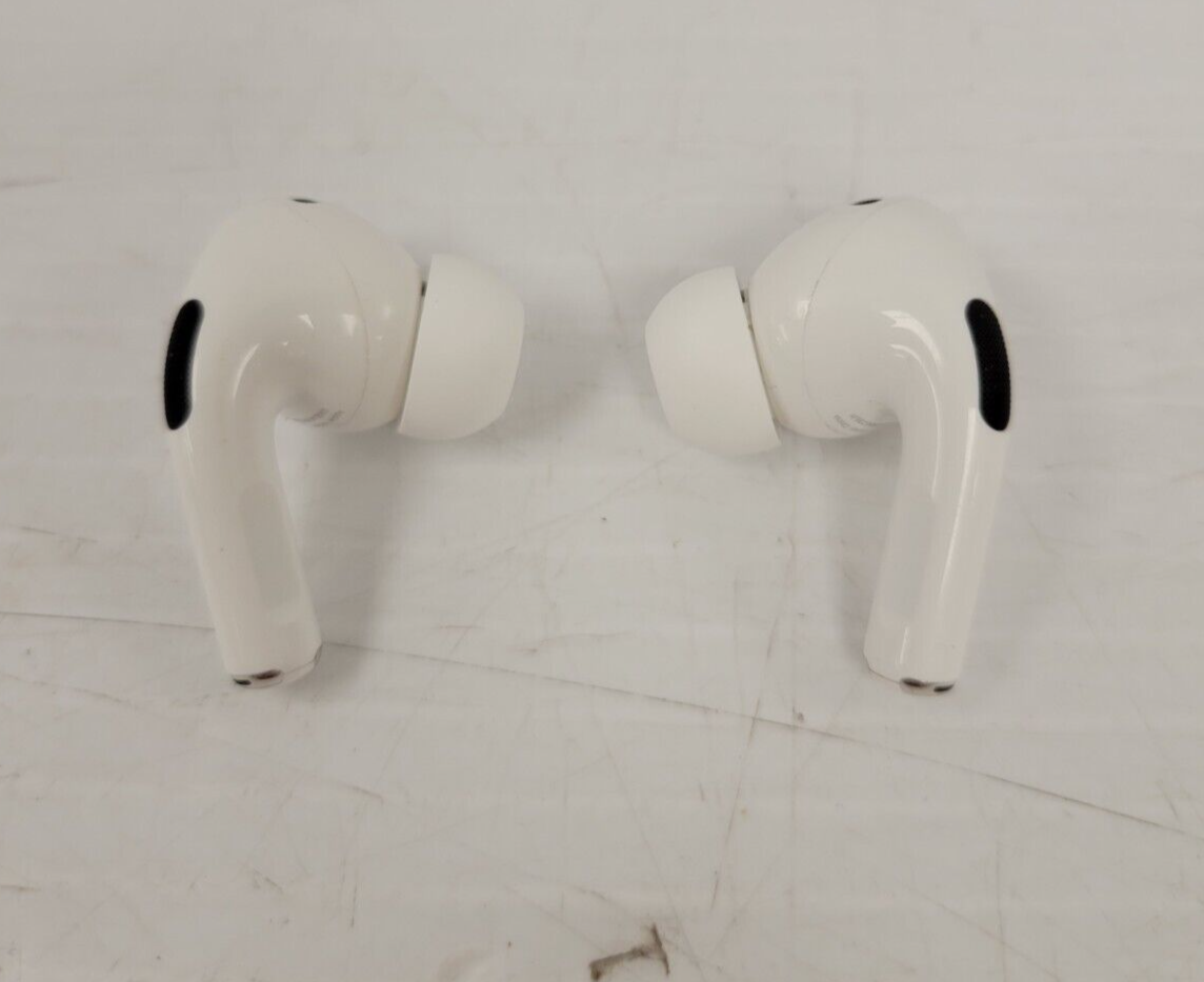 (61613-4) Apple A2968 Airpods