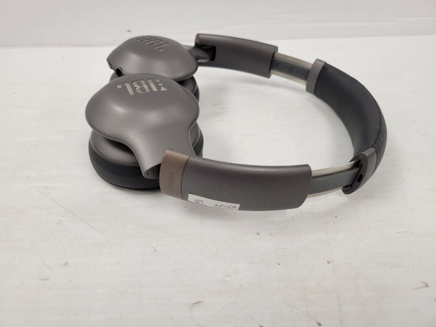 (57114-3) JBL Everest Headphone