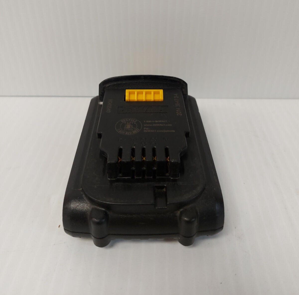 (NI-21023) DeWalt DCB207 Battery