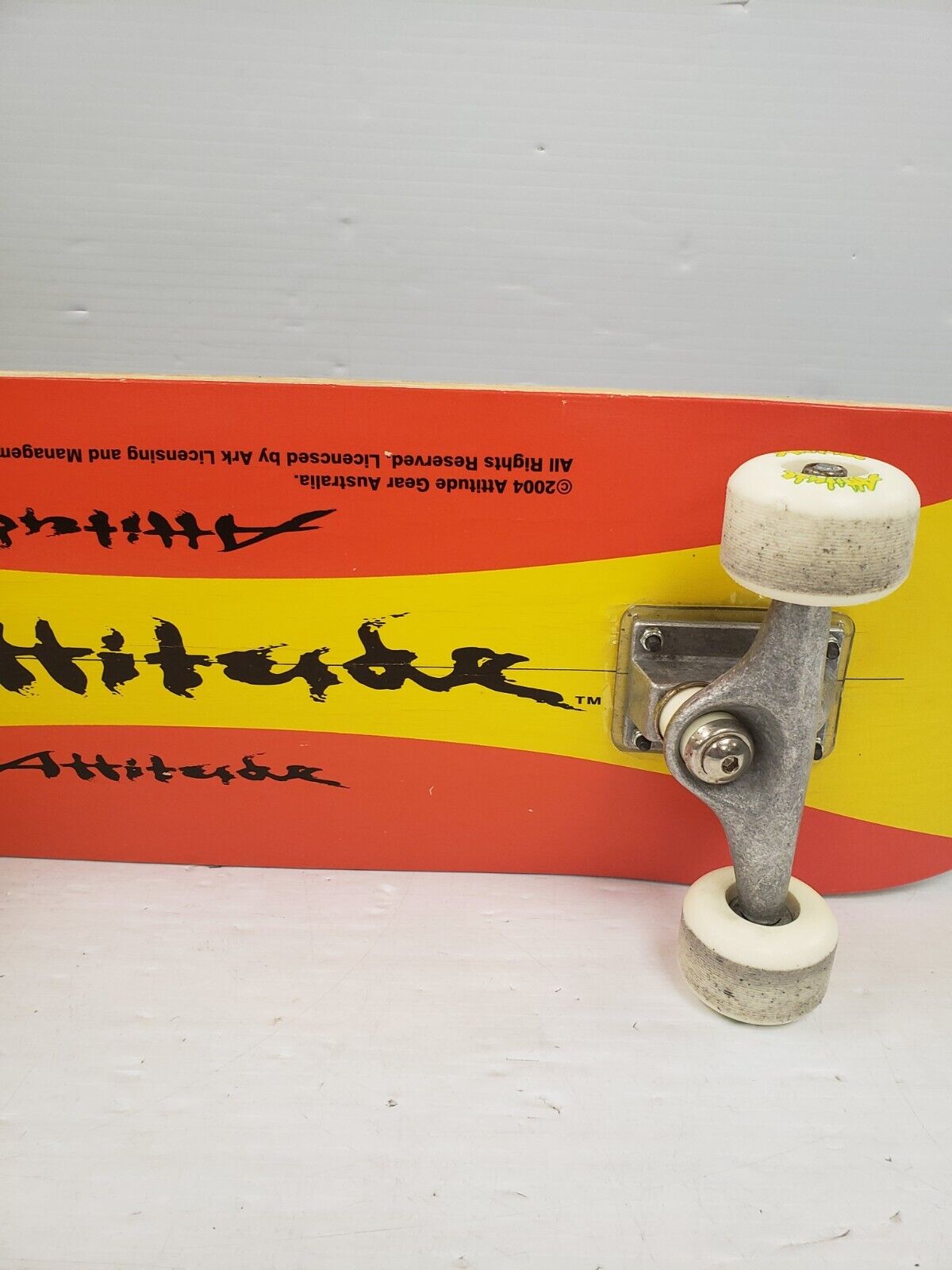 (I-35856) Attitude Skateboard