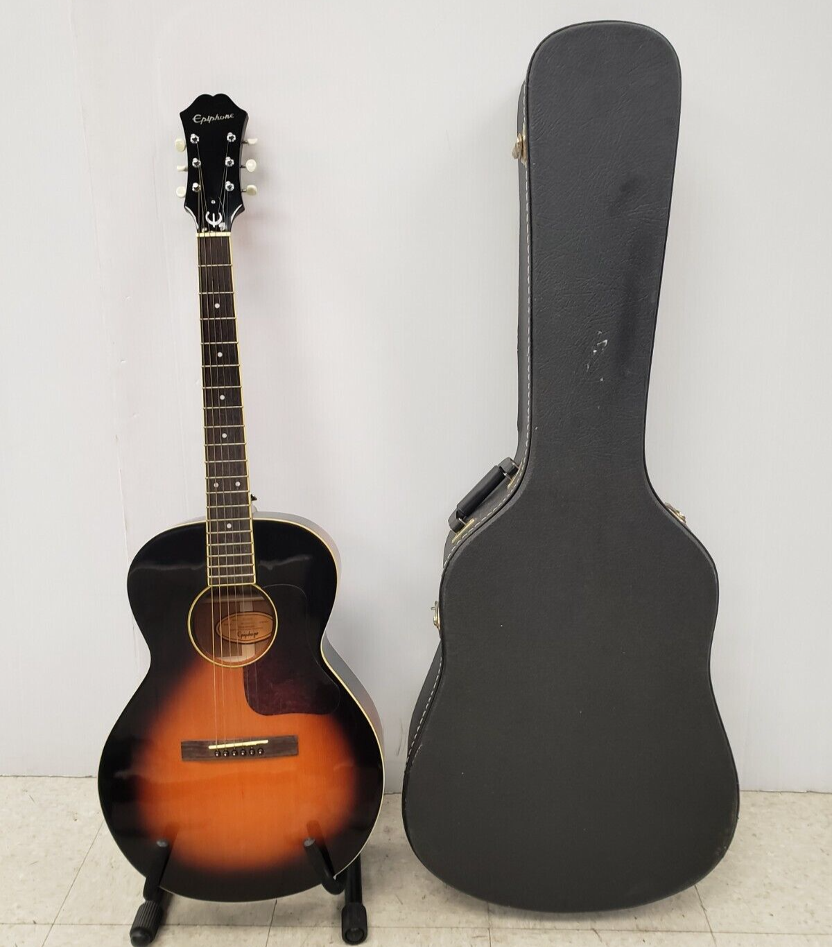 (62479-1) Epiphone EL-00VS Acoustic Guitar *As Is*