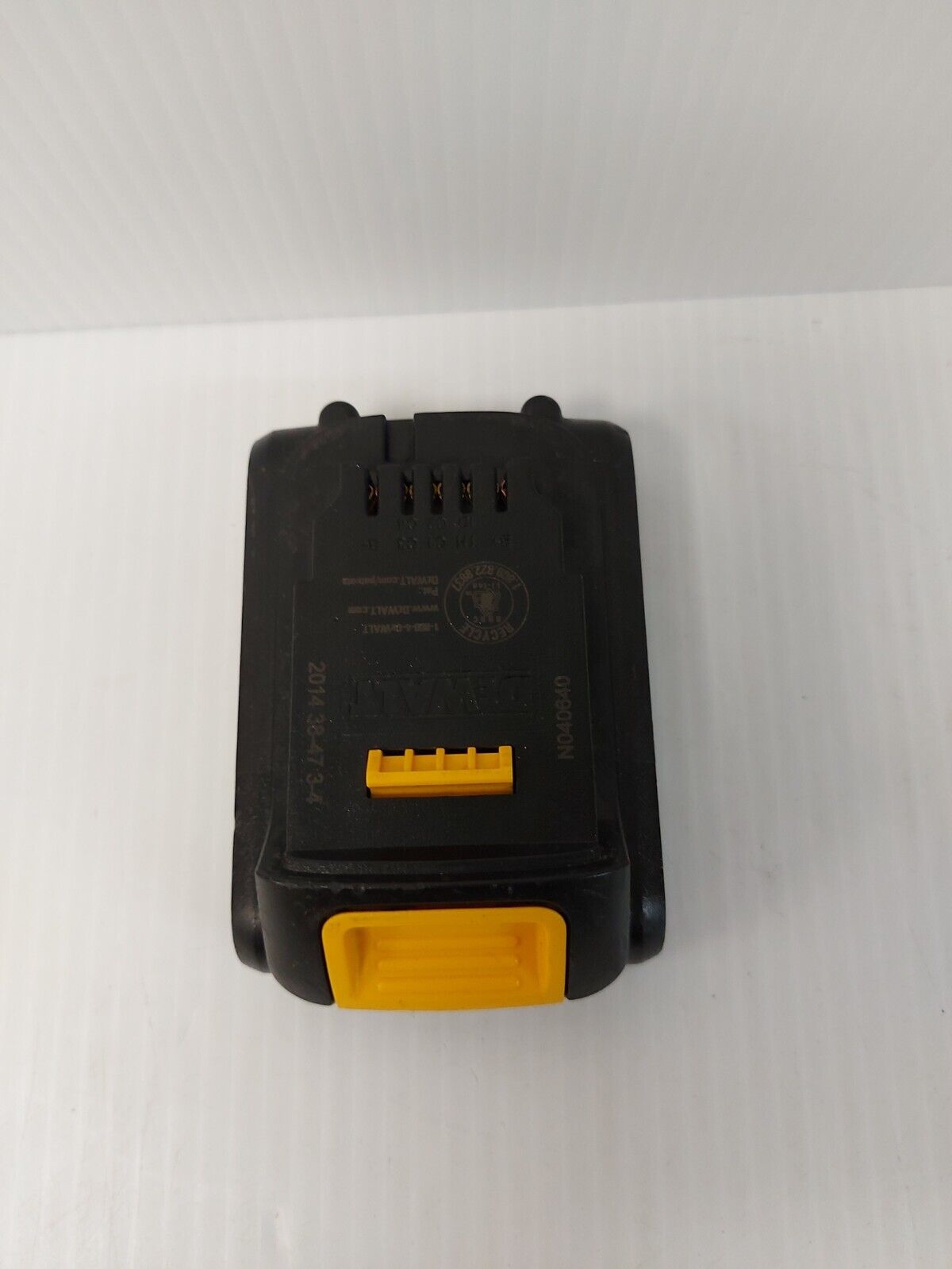 (NI-21023) DeWalt DCB207 Battery