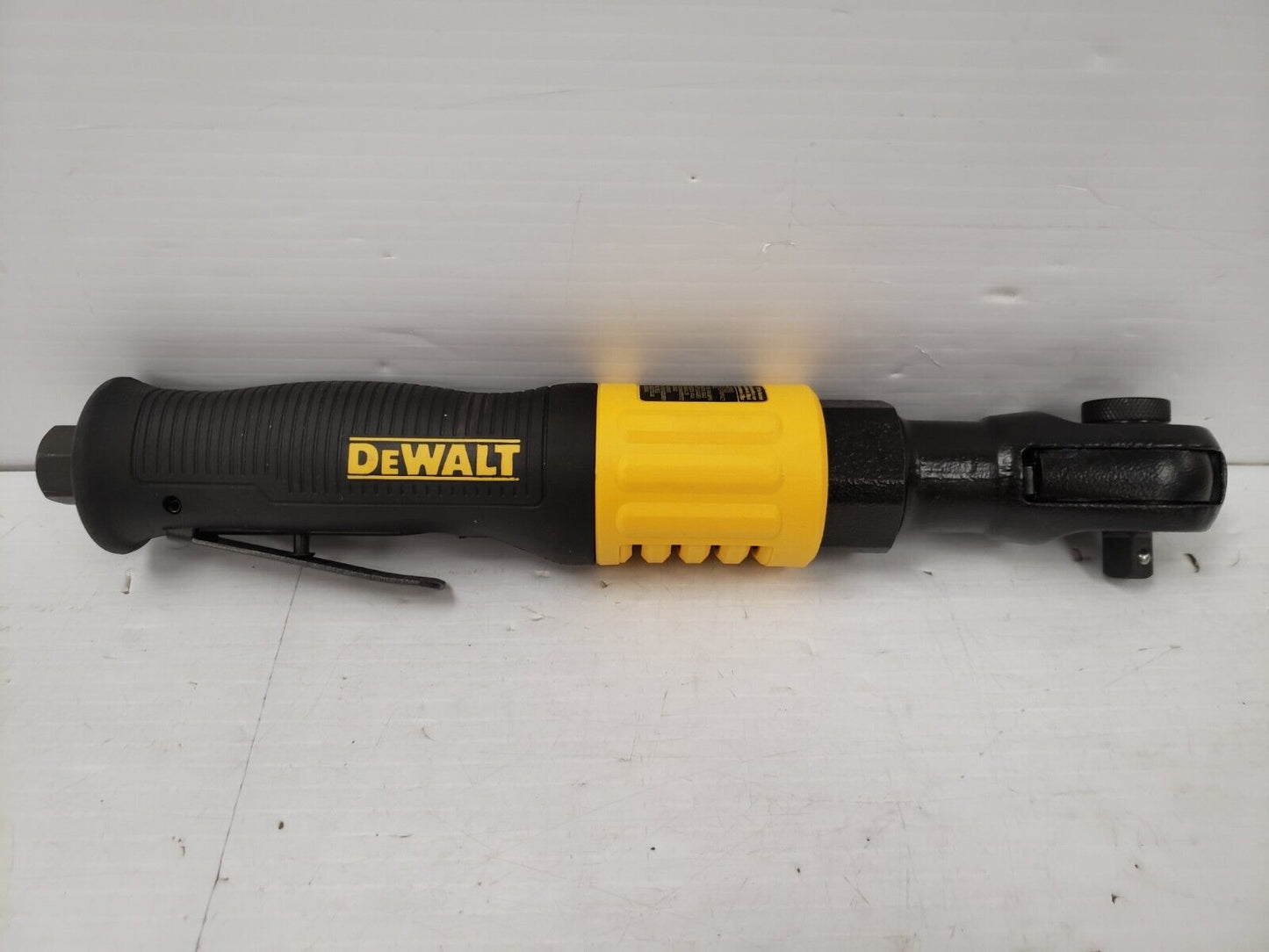 (68314-2) Dewalt DWMT70776 Air Ratchet