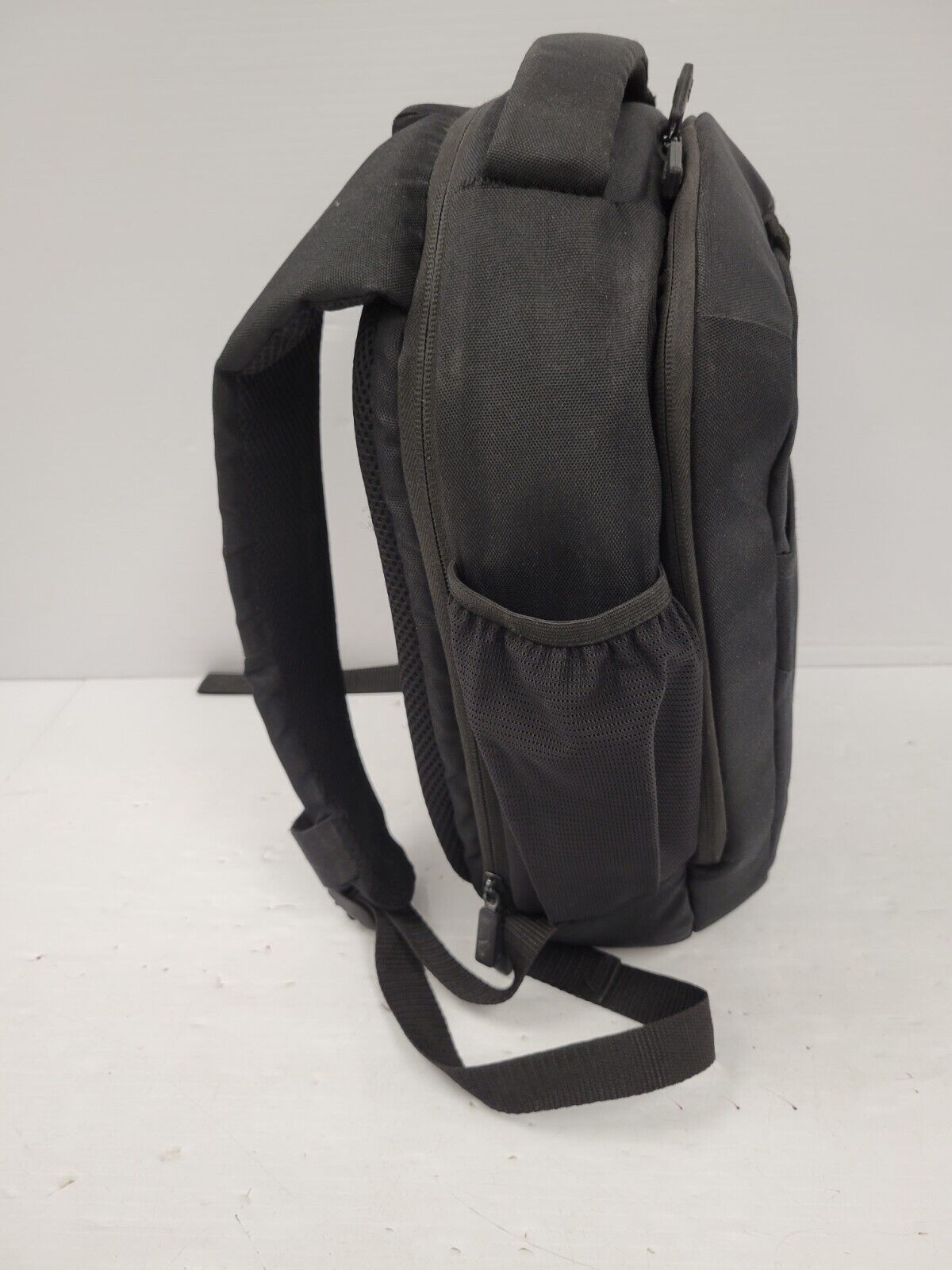 (58367-4A) No Name Camera Bag