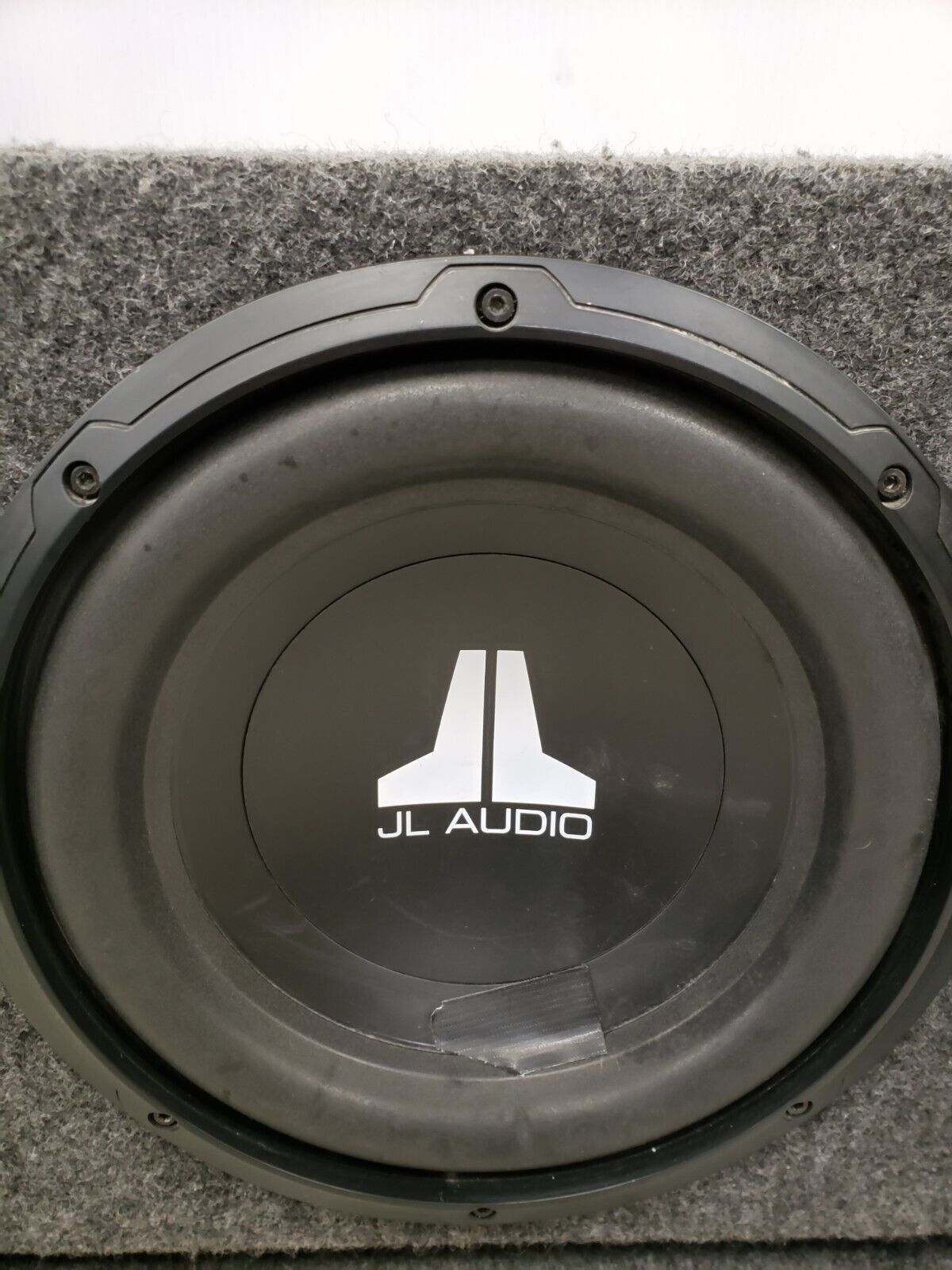 (58819-1) JL Audio Subwoofers -2X 10" in Box