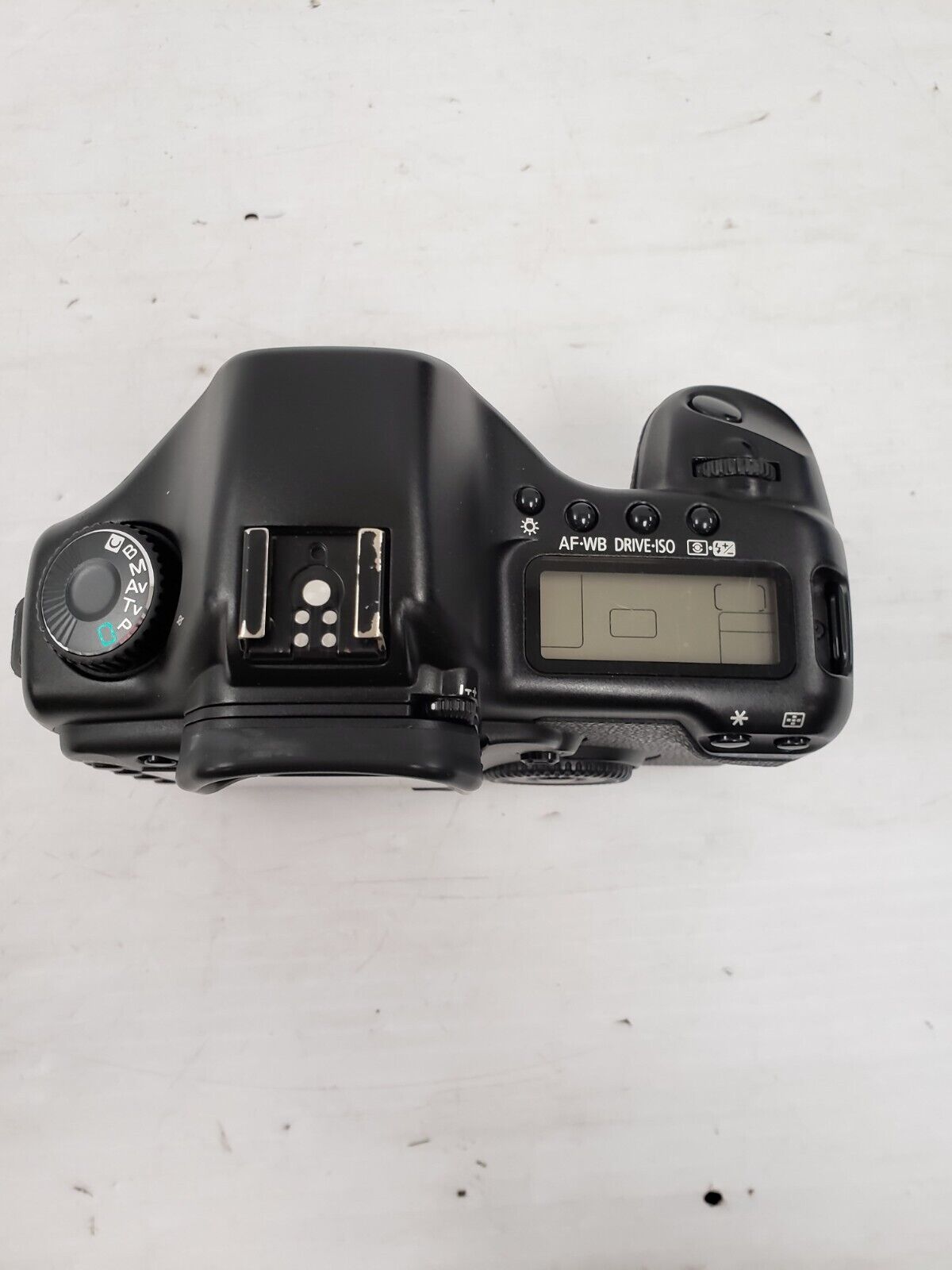 (62712-1) Canon DS126091 DSLR Camera