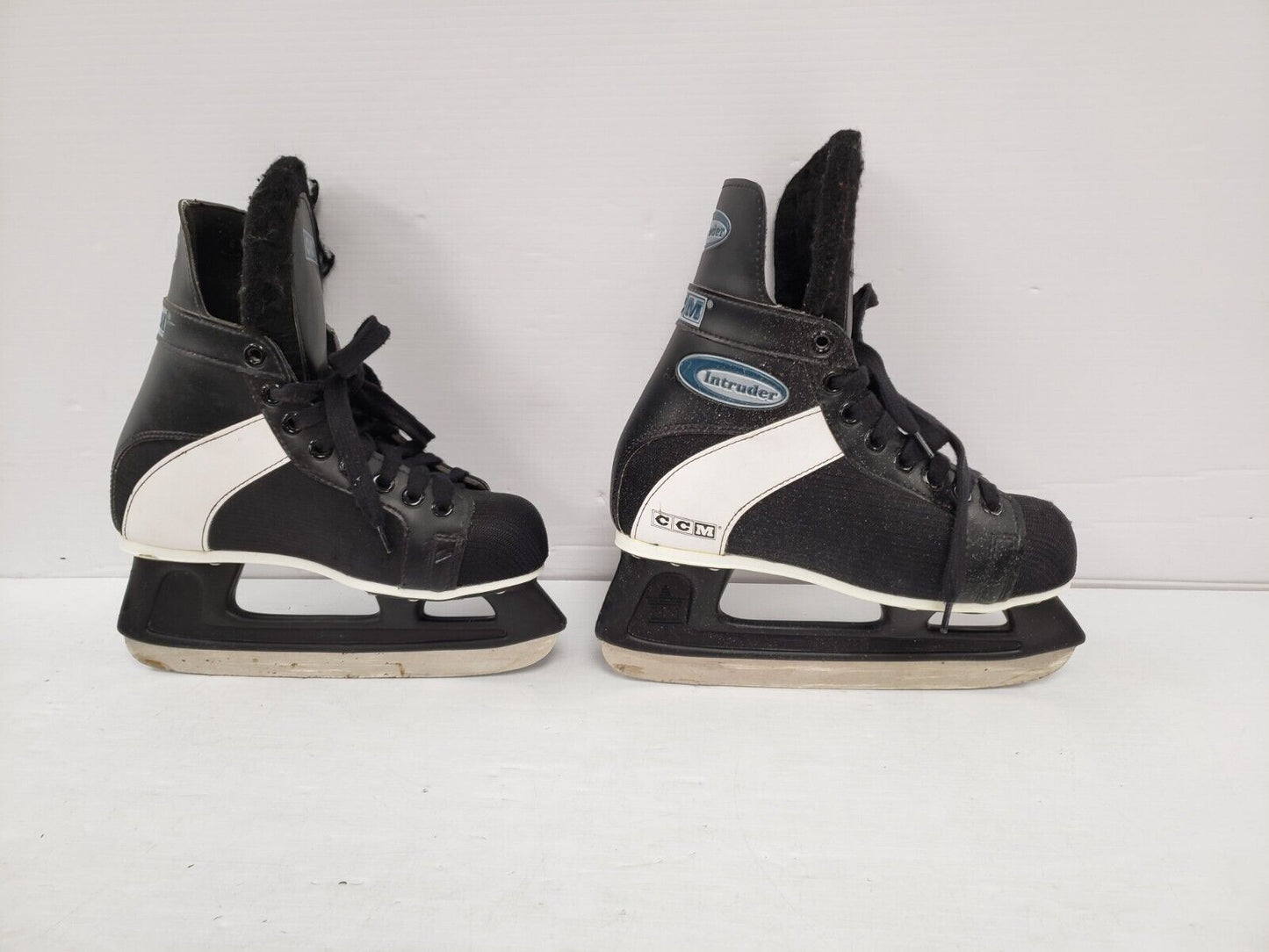 (56853-2) Patins de hockey CCM Intruder - Taille 6