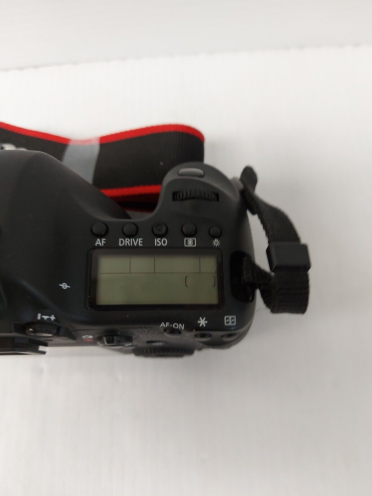 (N86995-1) Canon EOS 6D Camera