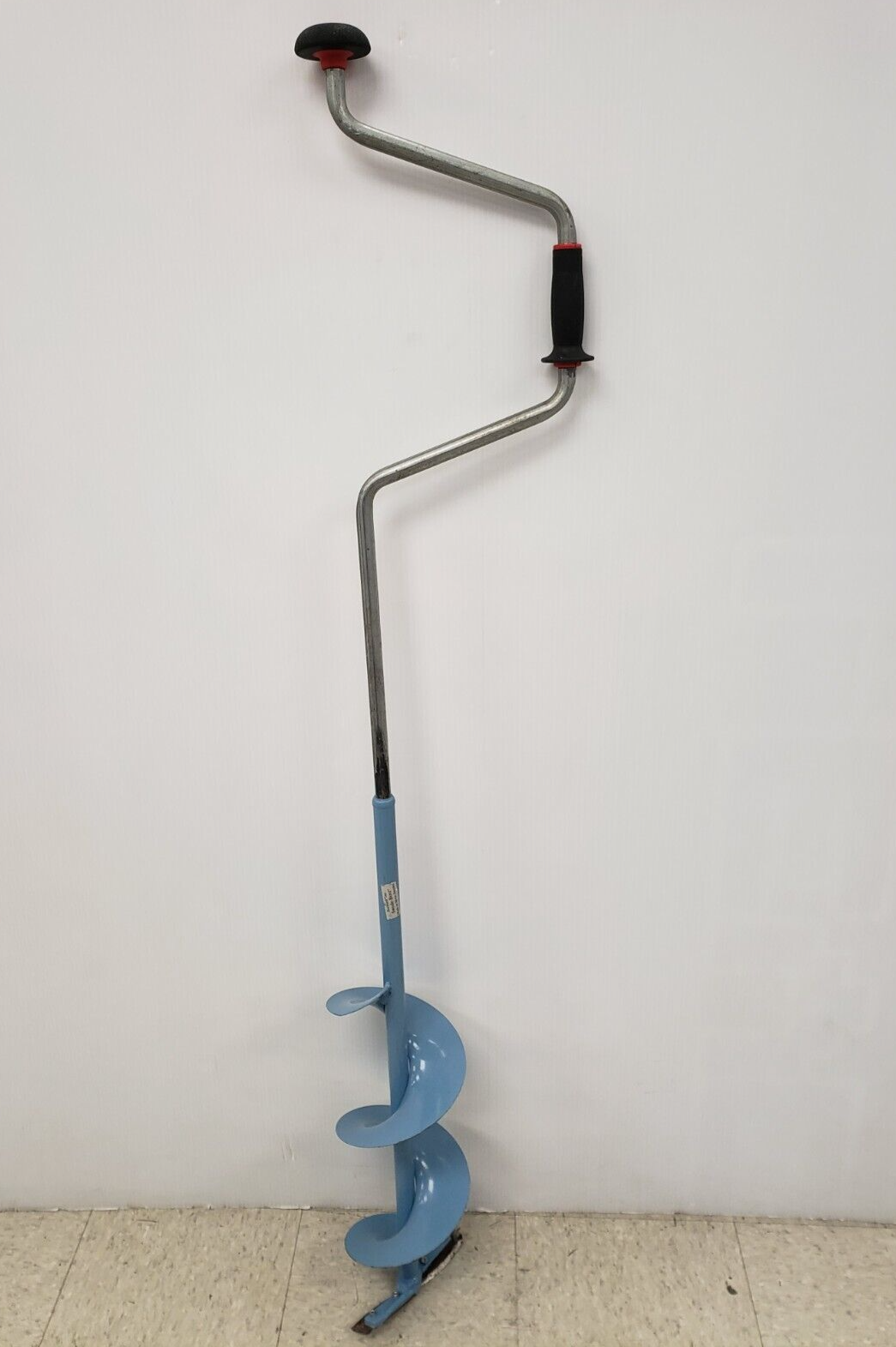 (69742-2) Normark Swede-Bore Manual Ice Fishing Auger - 8"