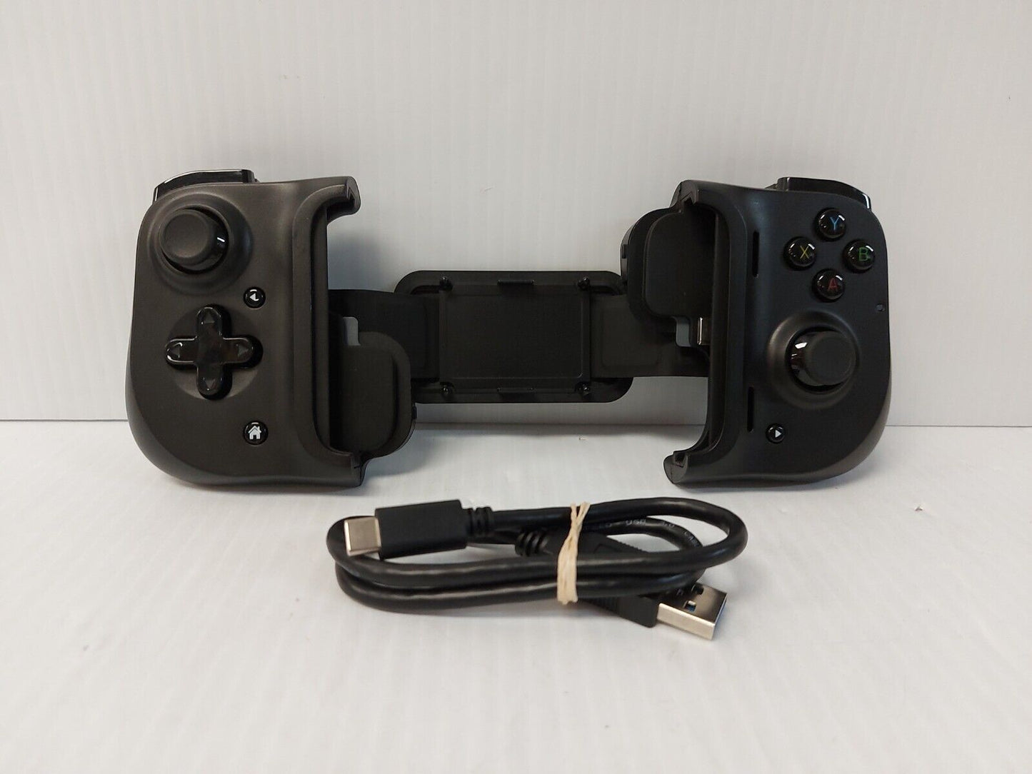 (N83491-2) Razer RZ06-0290 Smartphone Game Controller for Android