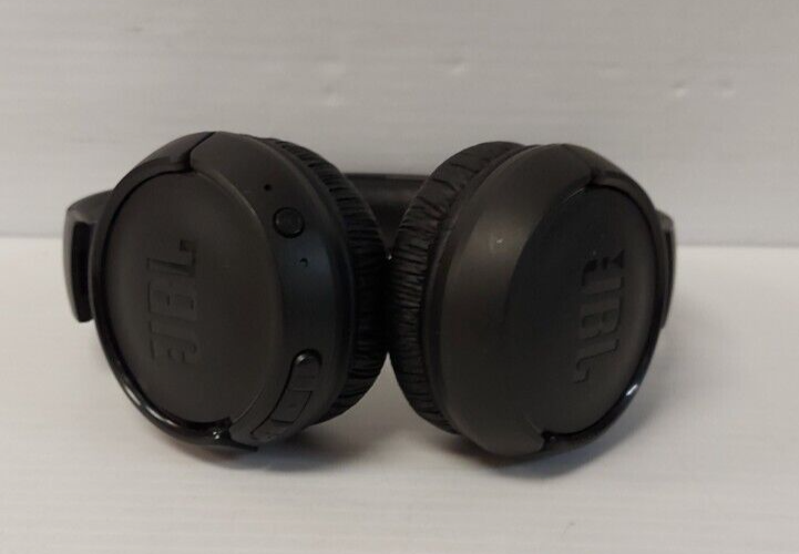 (N81597-1) JBL Tune500bt Headphones