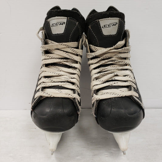 (35315-3) CCM Skates -Size 1 Youth