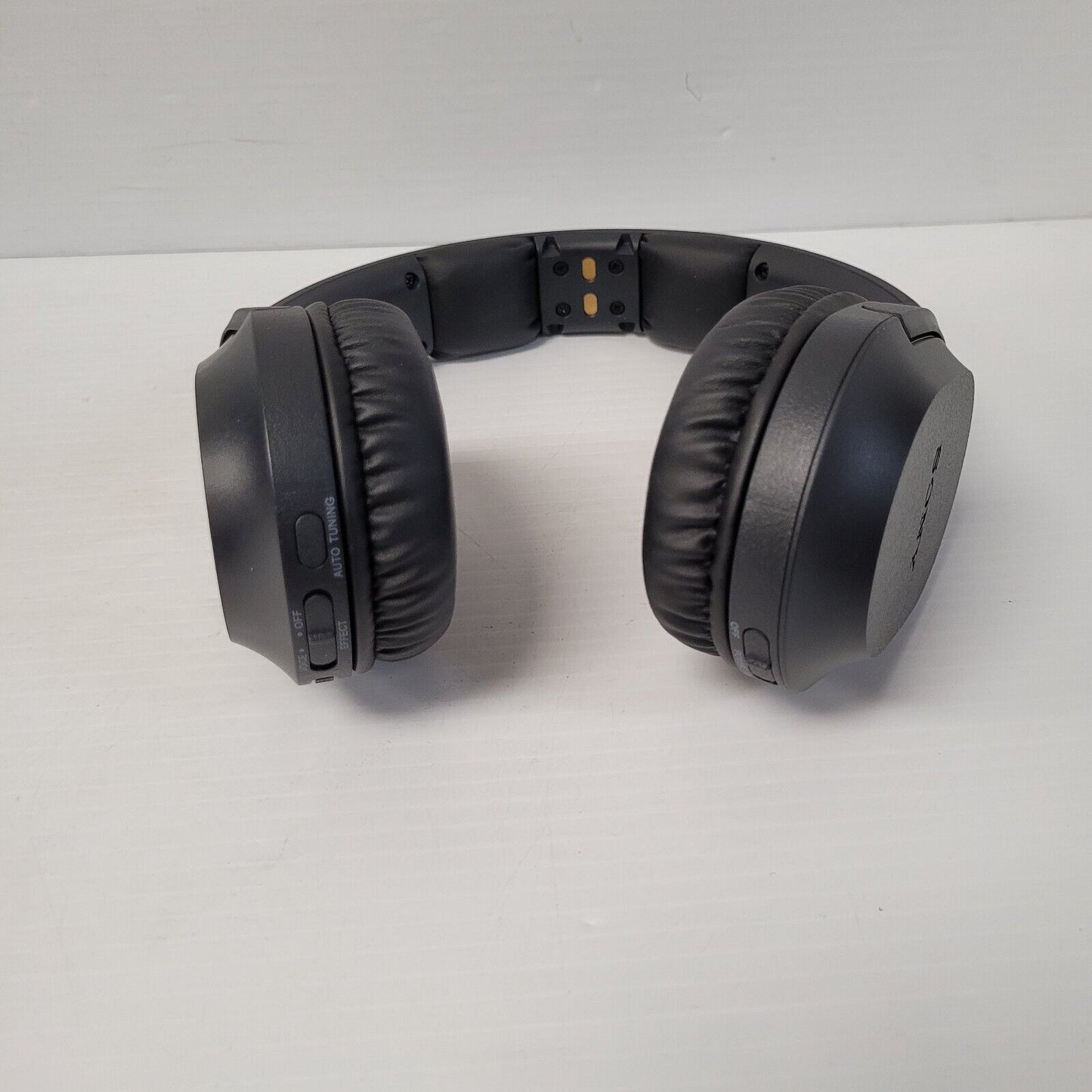 (N75201-1) Sony WH-RF400 Wireless Stereo Headphone System