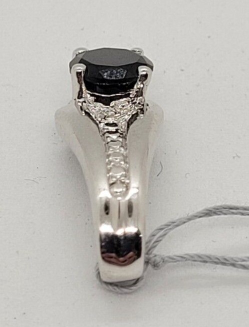 (N68322-3) Ladies 925 Silver Drop Pendent