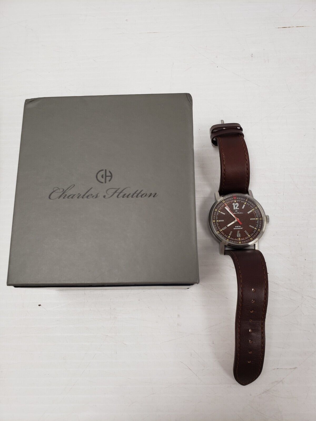 (41585-1)Montre Charles Hutton