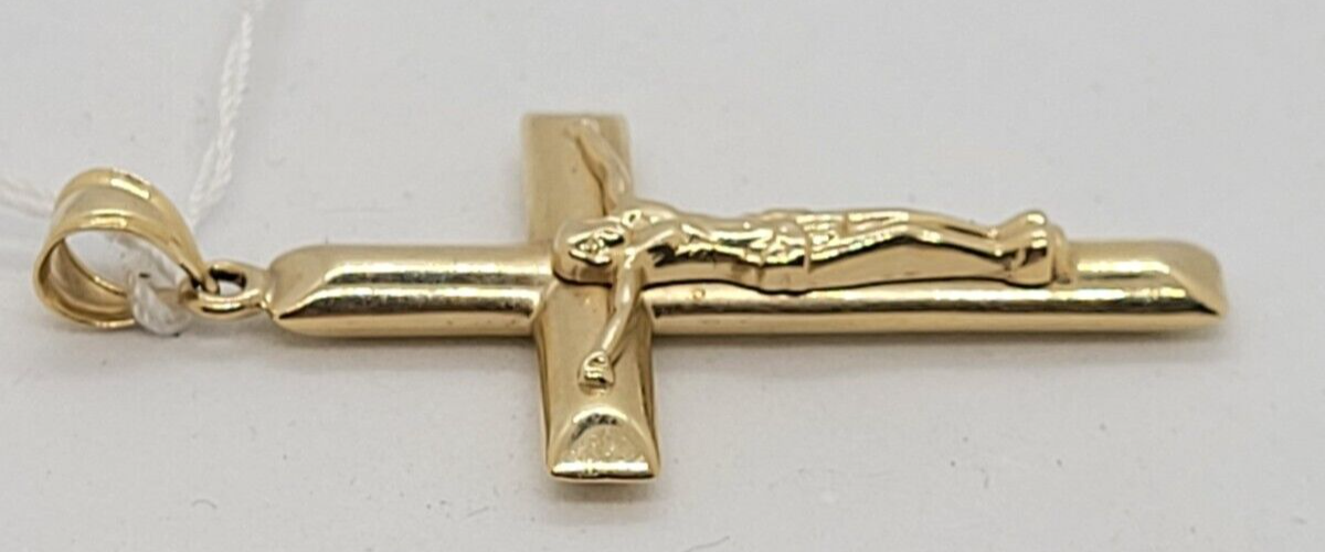 (N78500-2) Unisex 10K Yellow Gold Crucifix Pendent