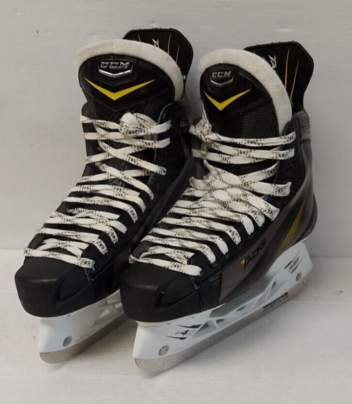 (N81412-1) CCM Tacks Legend Hockey Skates Sz: 10m